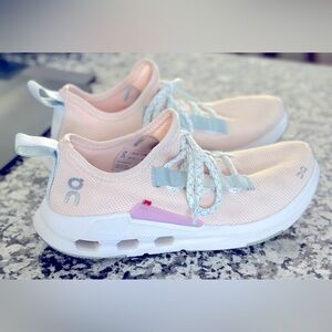 On Cloud Cloudeasy Womens size 7.5 Fawn Surf Athletic Sneakers Shoes